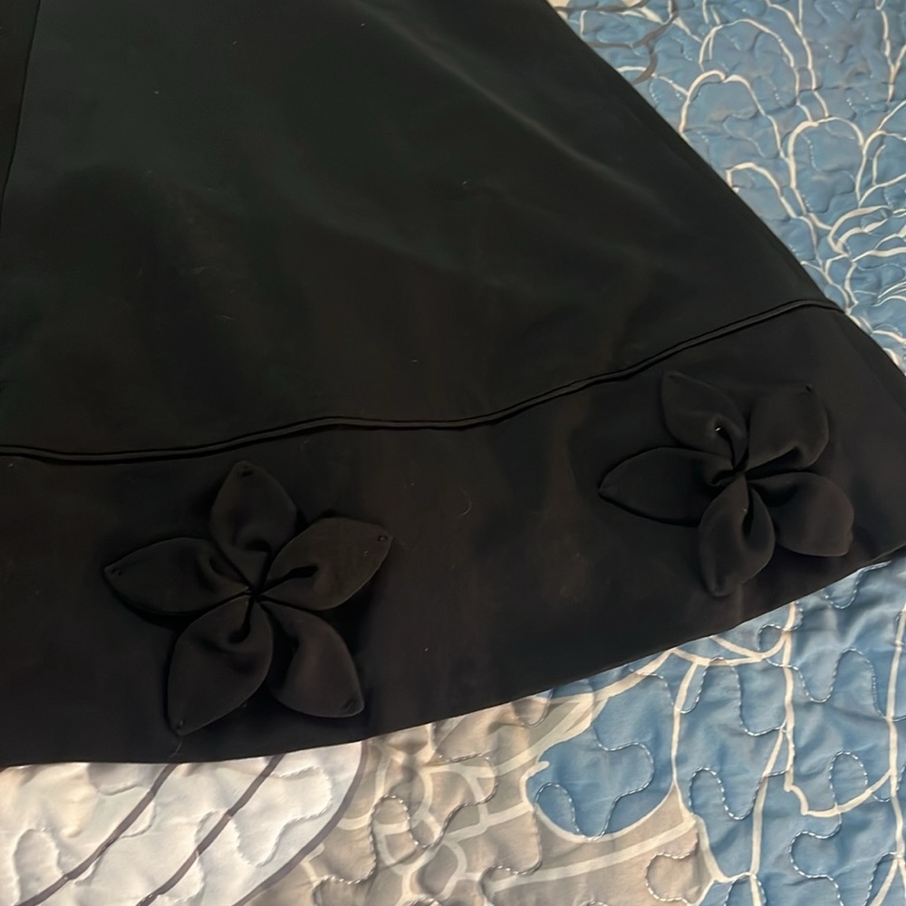 Skirt - Picture 2 of 4